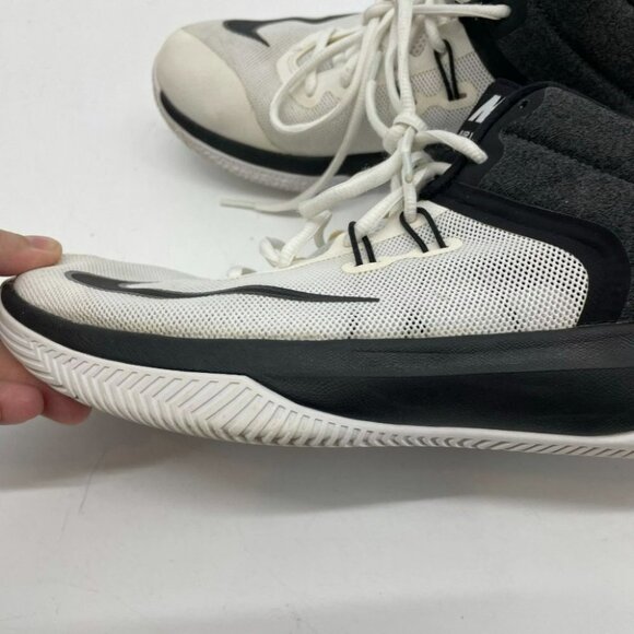 Like New Nike Air men’s Versatile II white grey - Picture 7 of 16